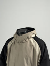 TERRAIN HOODED PULLOVER
